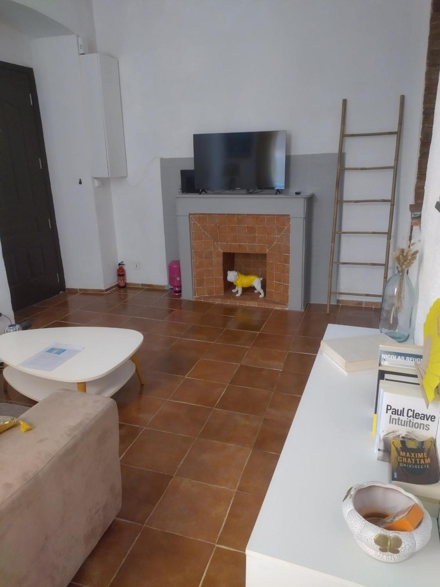 Appartement Meuble En Plein Centre De Bastia Bastia  Exteriér fotografie